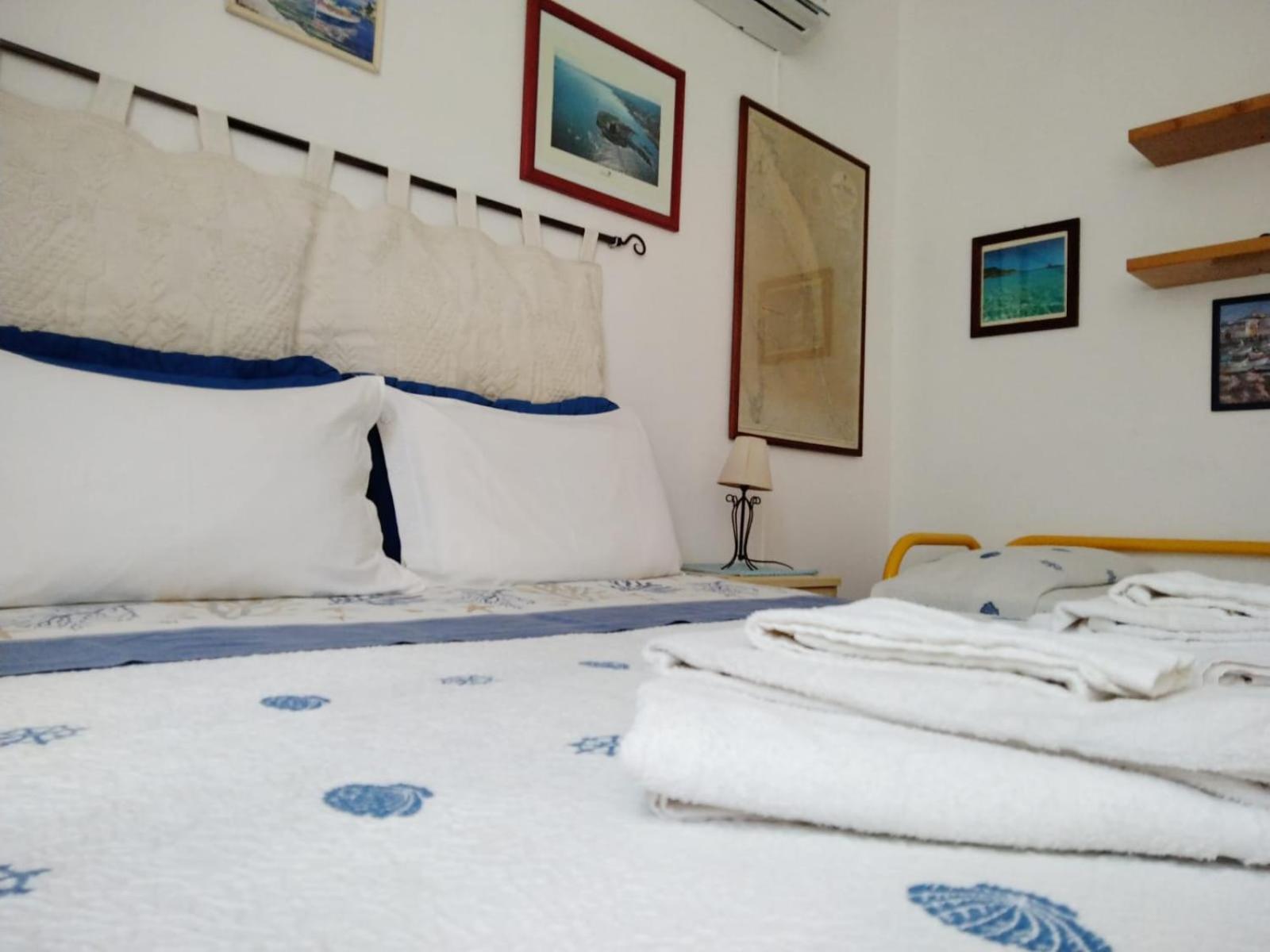 B&B Guest House Il Porto Vecchio Stintino Eksteriør billede