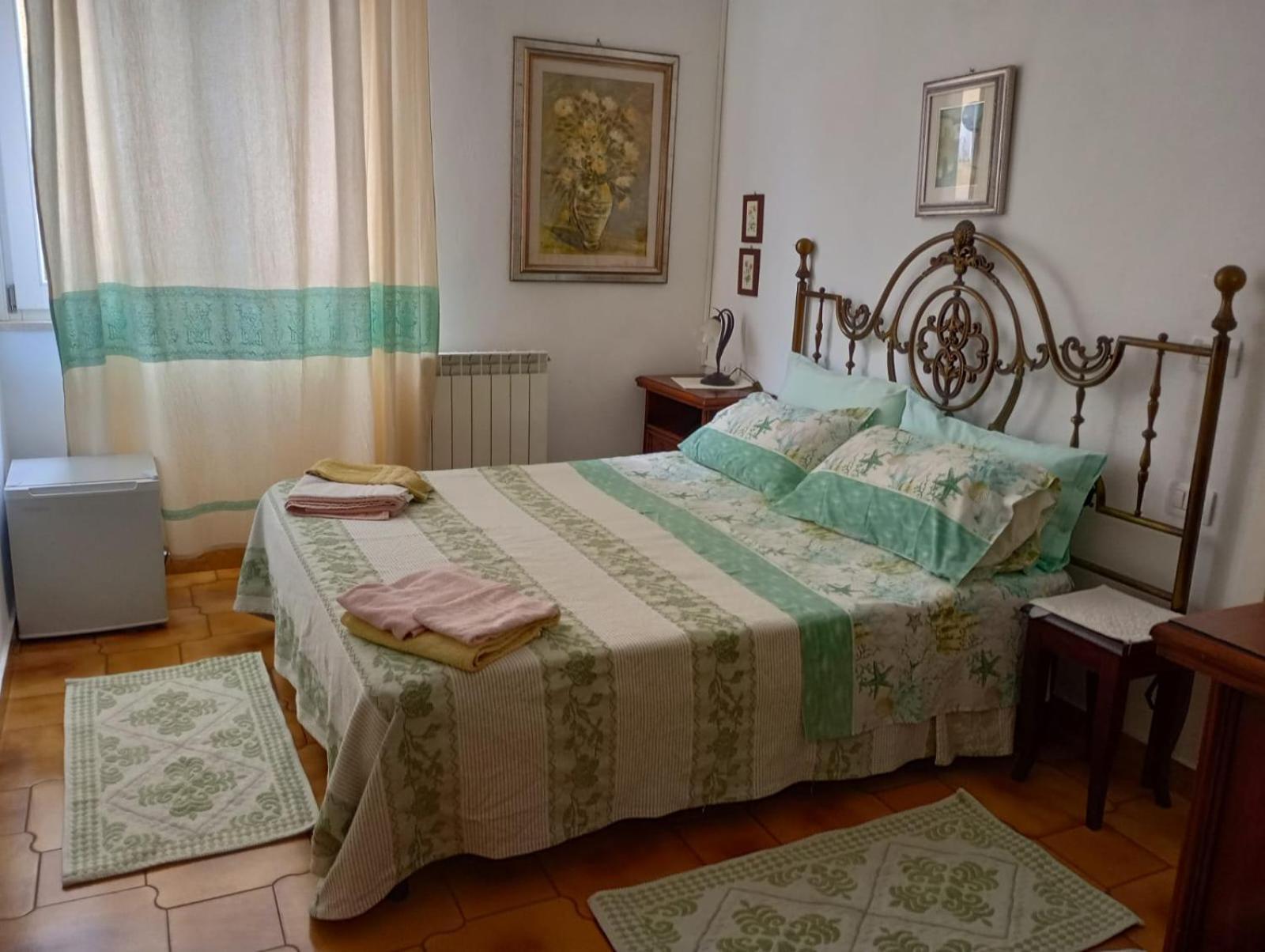 B&B Guest House Il Porto Vecchio Stintino Eksteriør billede