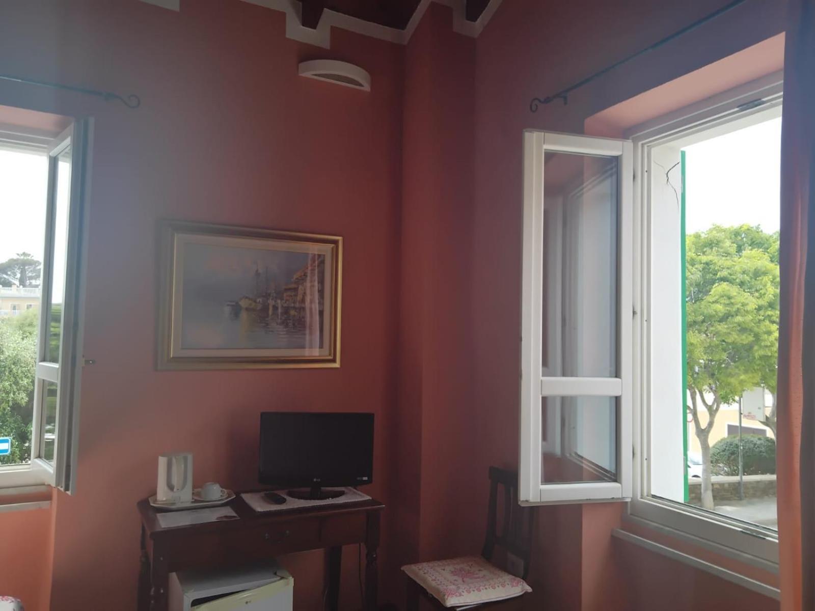 B&B Guest House Il Porto Vecchio Stintino Eksteriør billede
